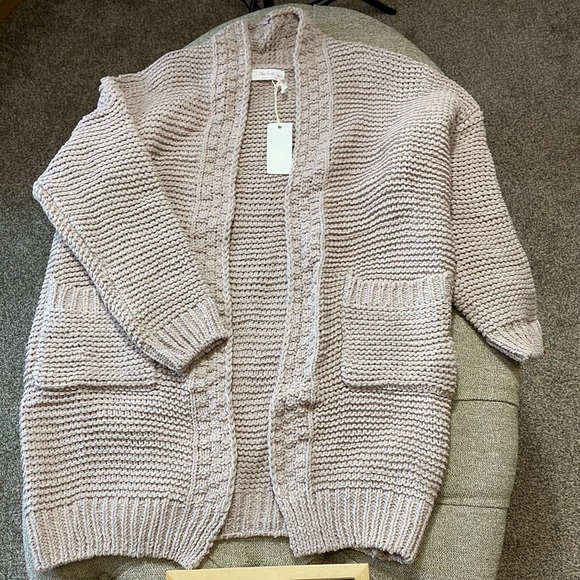 Thick Knit Cardigan - Picture 13 of 16